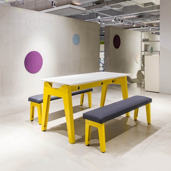 U series - Image 10