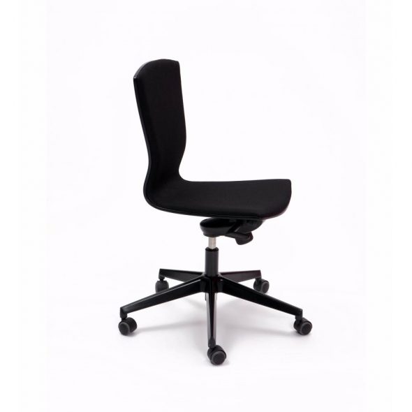 Tina - Image 7