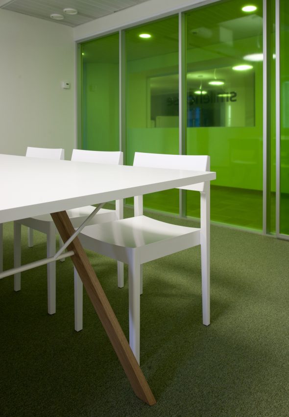 Intro Chair - Image 16