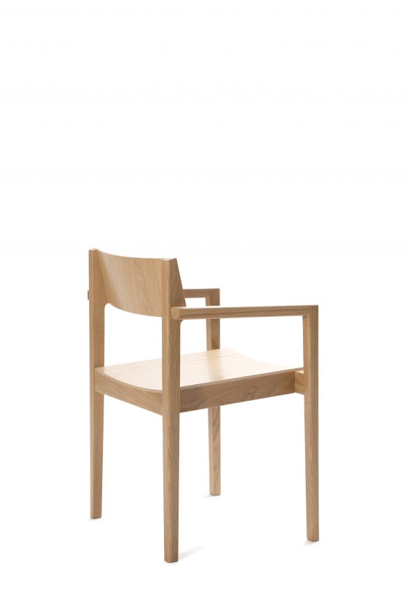Intro Chair - Image 3